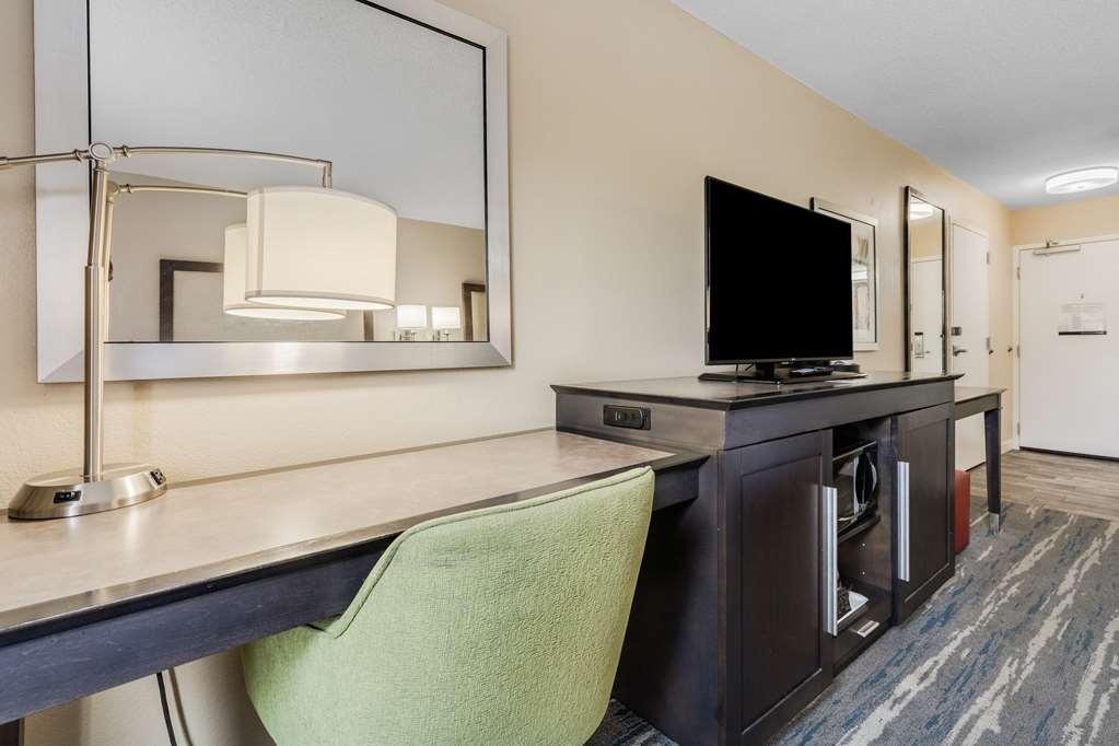 Hampton Inn & Suites Memphis-Wolfchase Galleria Бартлетт Номер фото