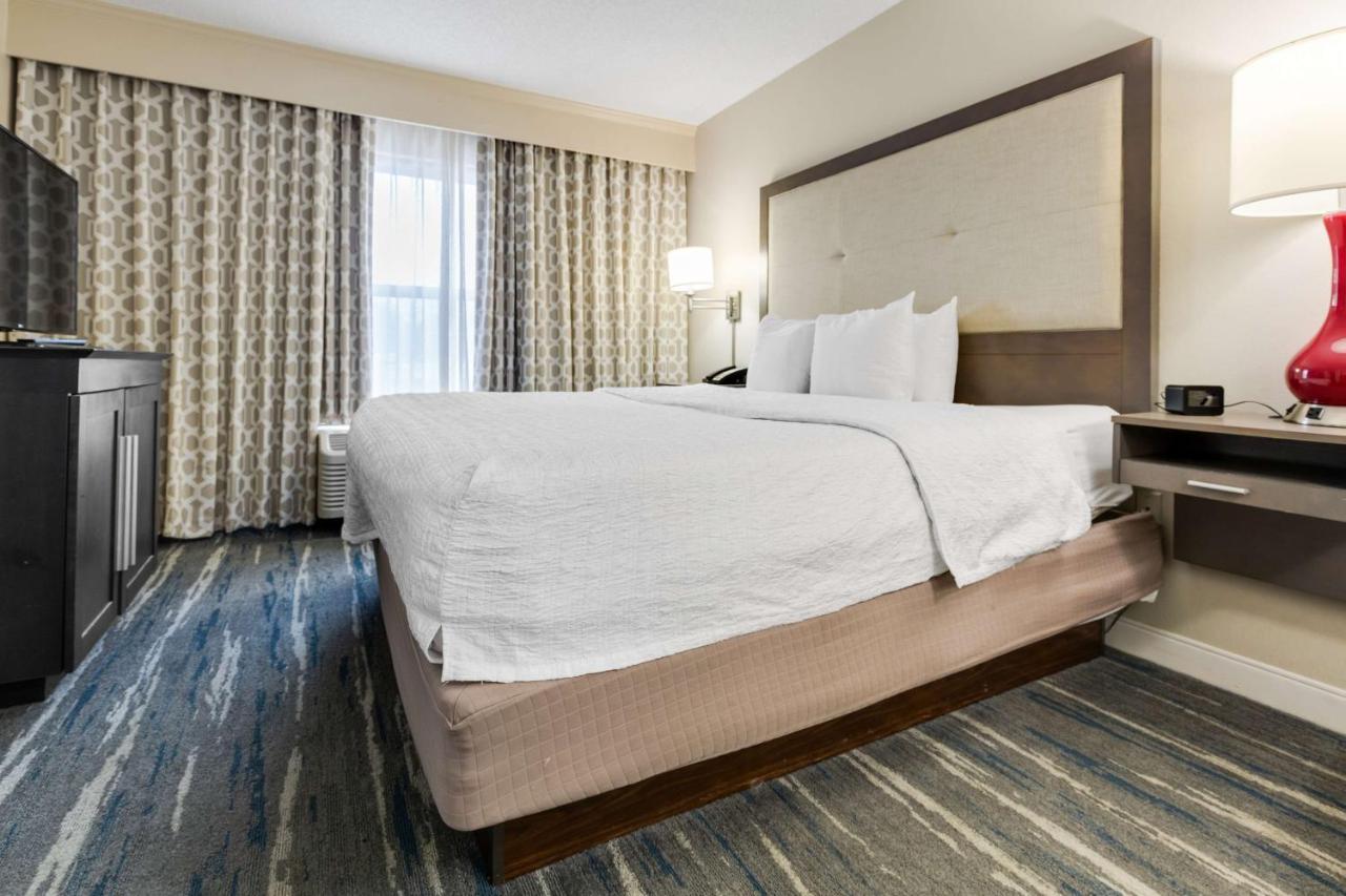 Hampton Inn & Suites Memphis-Wolfchase Galleria Бартлетт Экстерьер фото