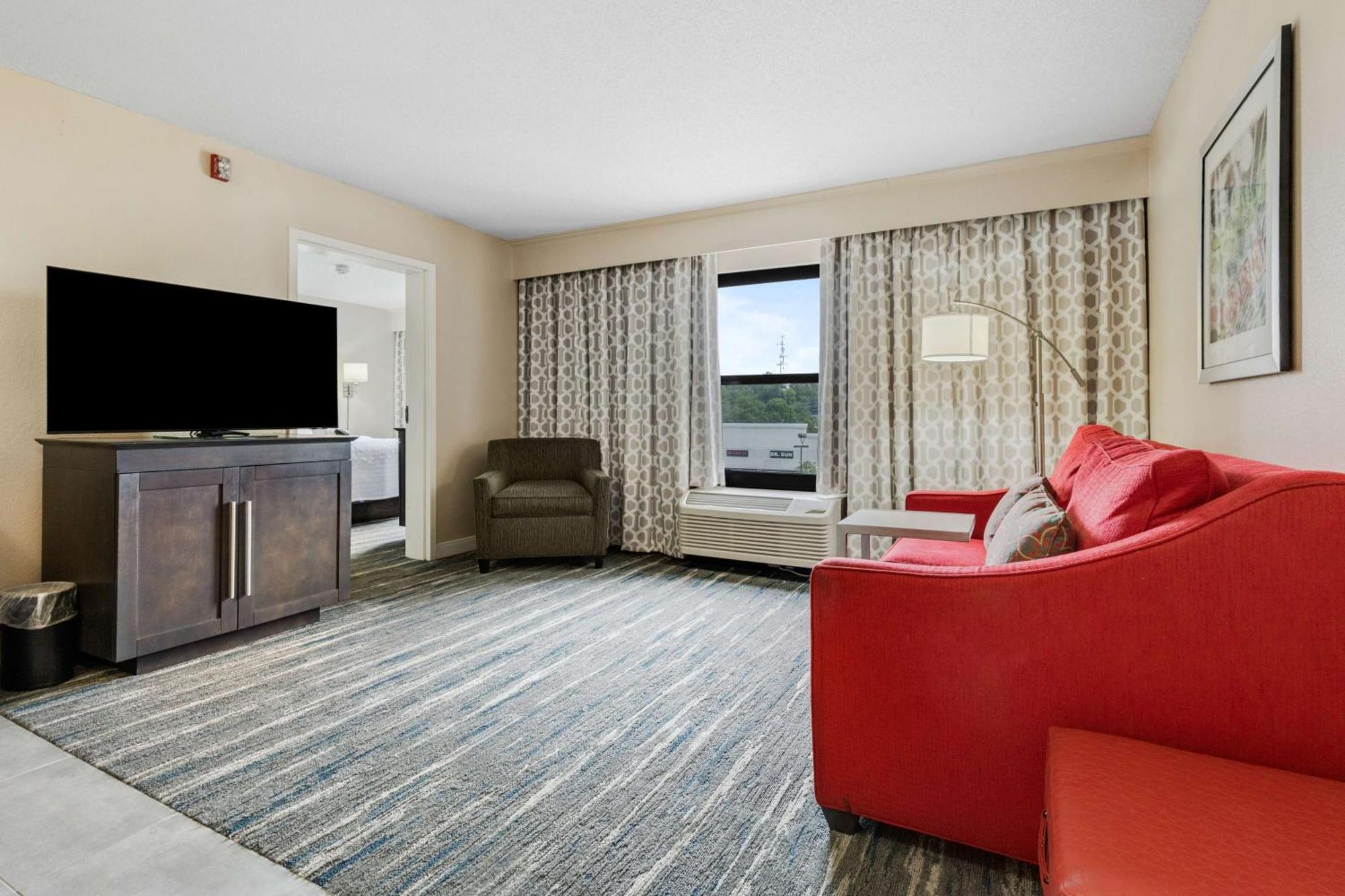 Hampton Inn & Suites Memphis-Wolfchase Galleria Бартлетт Экстерьер фото