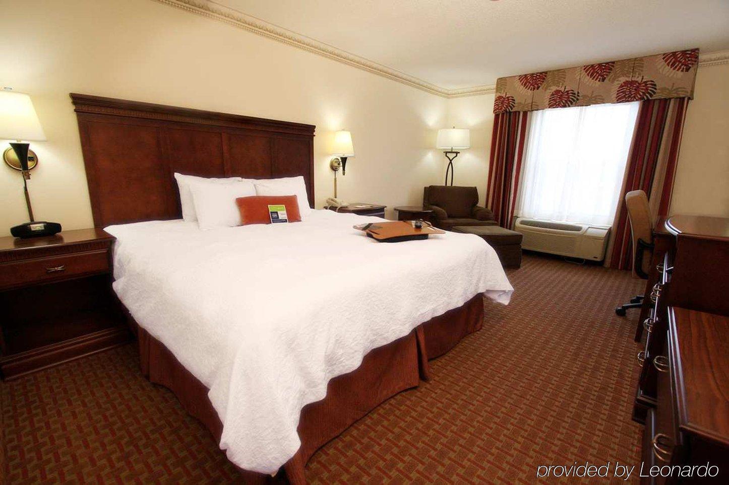 Hampton Inn & Suites Memphis-Wolfchase Galleria Бартлетт Номер фото