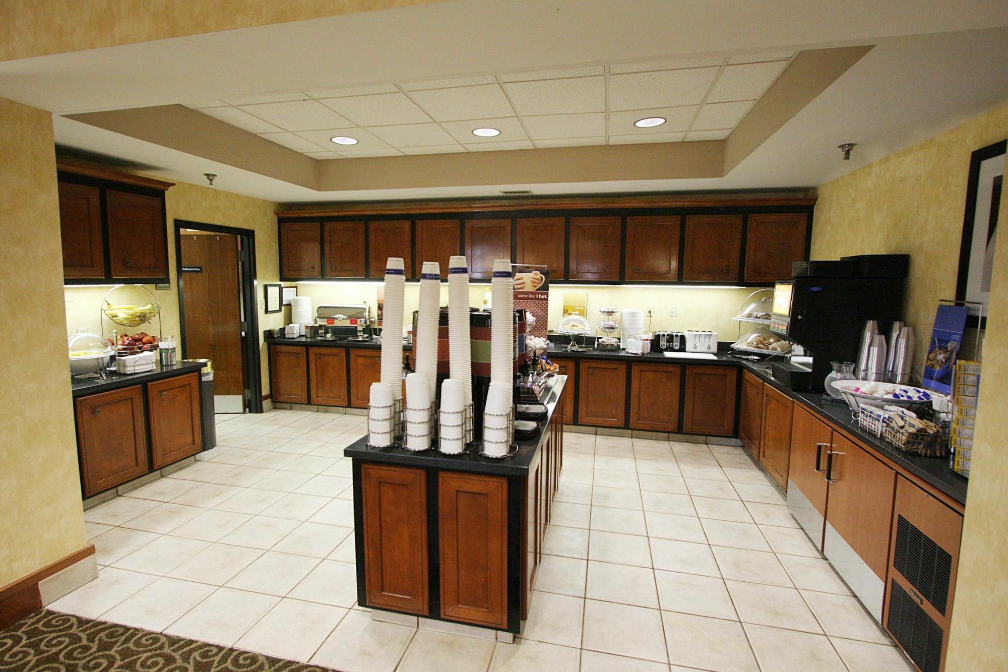 Hampton Inn & Suites Memphis-Wolfchase Galleria Бартлетт Ресторан фото