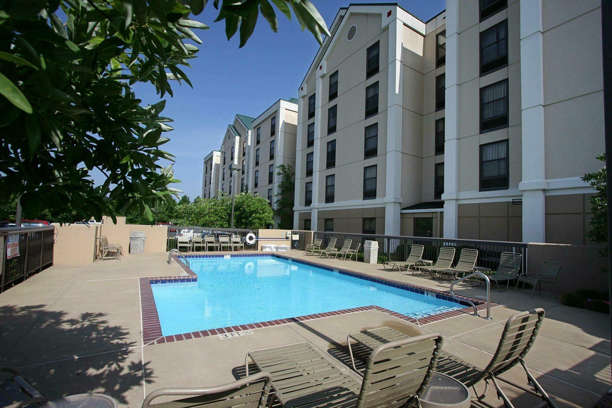 Hampton Inn & Suites Memphis-Wolfchase Galleria Бартлетт Экстерьер фото